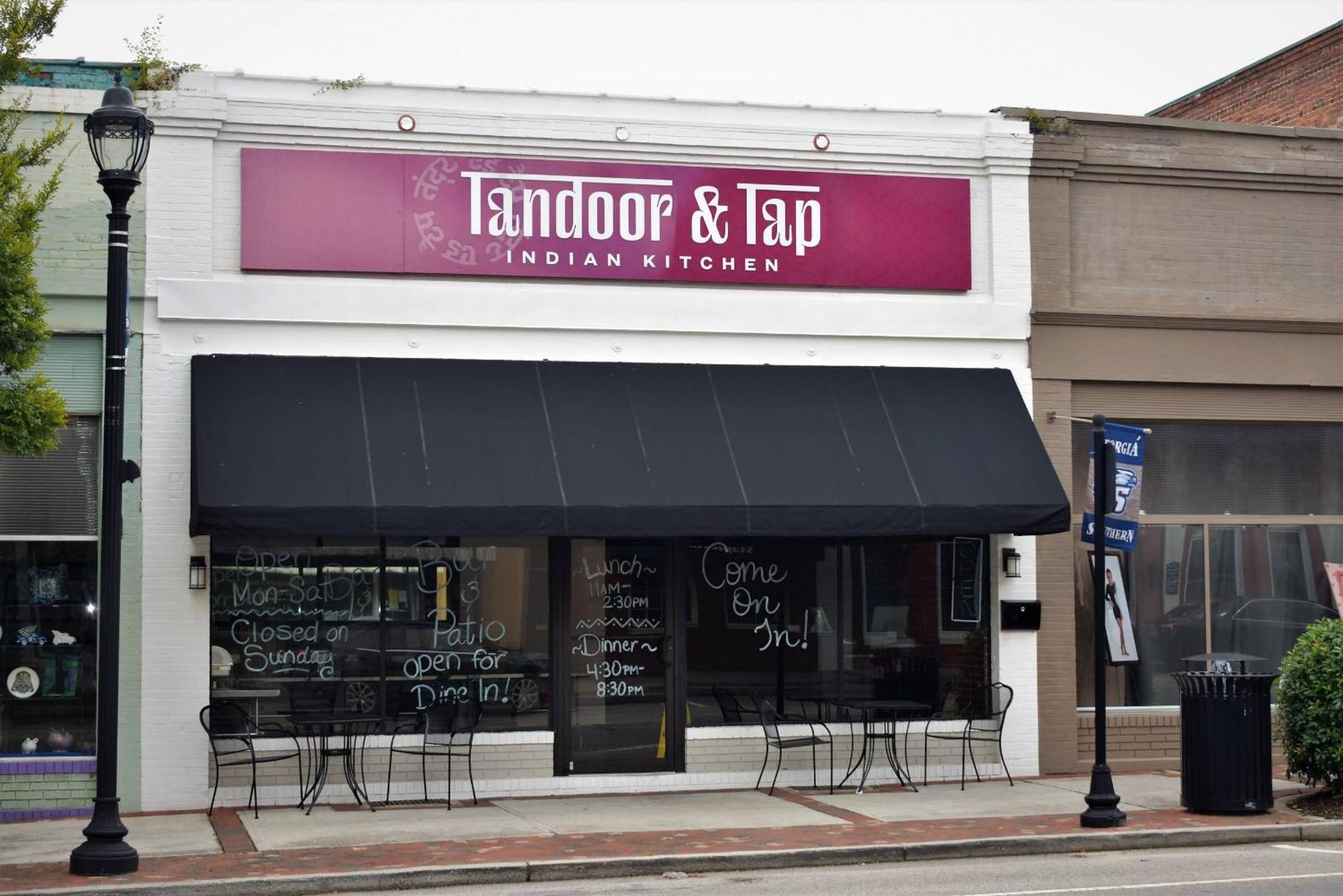 Ferienwohnung Eagle'S Landing Loft-Downtown Above Bull & Barrel Statesboro Exterior foto